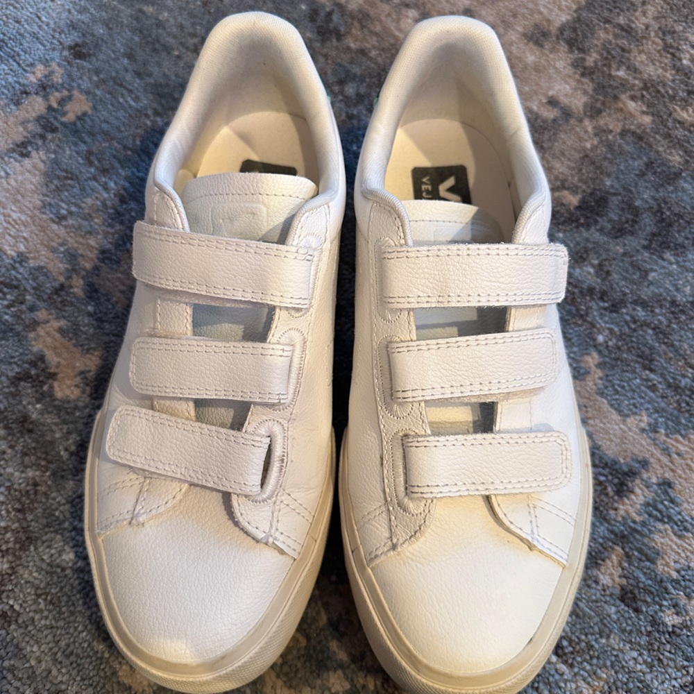 Veja Velcro Sneakers